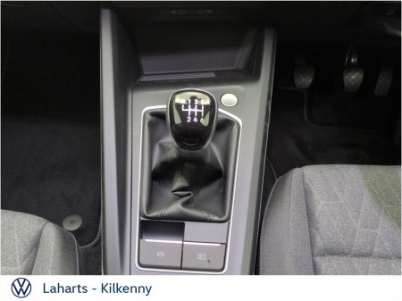 2025 Volkswagen Golf EDITION 75 1.5TSI 5DR 116HP €33,950 thumbnail