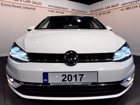 2017 Volkswagen Golf - thumbnail 2