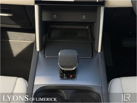 2025 Land Rover Discovery Sport - thumbnail 15