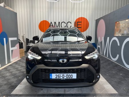 2025 Toyota Corolla - photo 6