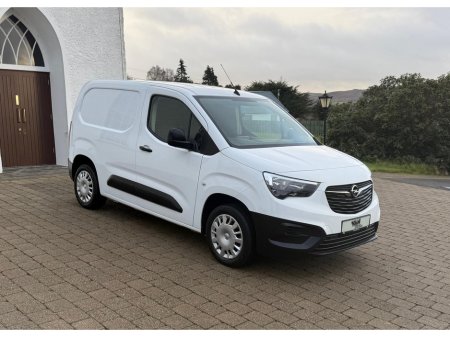 2022 Opel Combo - €12,850