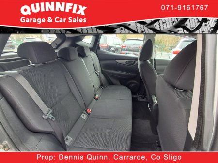 2018 Nissan Qashqai - thumbnail 16