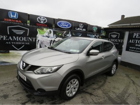 2015 Nissan Qashqai - thumbnail 1