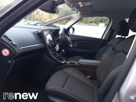 2020 Renault Grand Scenic 1.75 Blue dCi 120 EDC Iconic €21,995 thumbnail