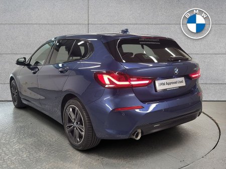 2022 BMW 1 Series - photo 2