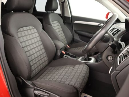 2016 Audi Q3 - thumbnail 11