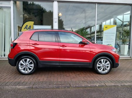 2025 Volkswagen T-Cross 1.0 TSI M5F 95HP Edit 75, Kings Red, 17km. €28,750 thumbnail