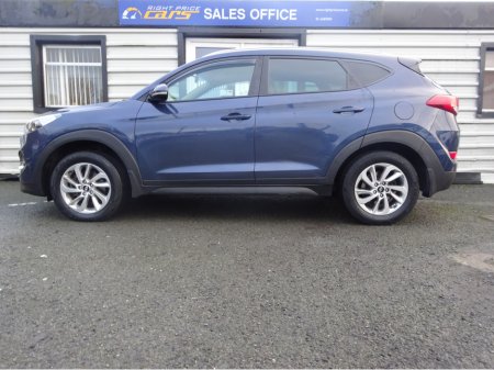 2017 Hyundai Tucson 1.7 EXECUTIVE 5 DOOR LOW MILEAGE €11,950 thumbnail