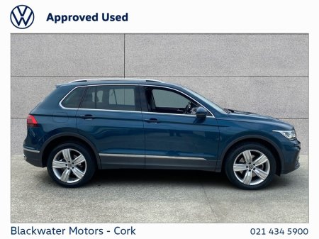 2022 Volkswagen Tiguan 1.4TSI 245BHP ELEGANCE HYBRID €39,995 thumbnail