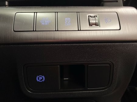 2023 Hyundai Kona - thumbnail 18