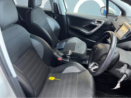 2017 Peugeot 2008 €12950! 2017 PEUGEOT 2008 1.2 AUTOMATIC €12,950 thumbnail