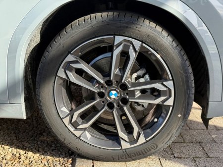 2026 BMW iX2 - thumbnail 9