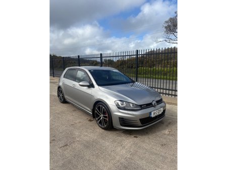 2014 Volkswagen Golf - thumbnail 14