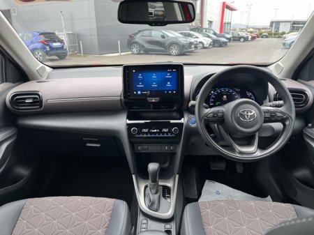 2024 Toyota Yaris Cross - thumbnail 8