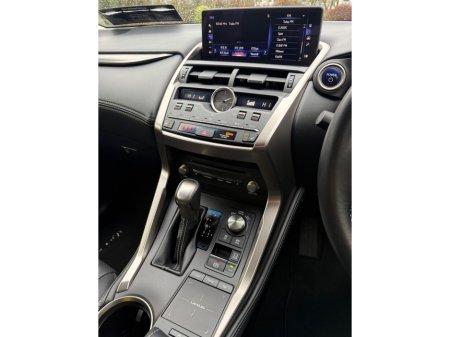 2019 Lexus NX 450 h+ 300h Executive FWD €31,900 thumbnail