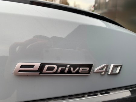 2023 BMW i4 - thumbnail 12