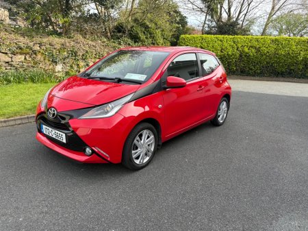 2017 Toyota Aygo - thumbnail 1
