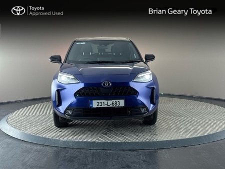 2023 Toyota Yaris Cross HYBRID LUNA SPORT €27,950 thumbnail