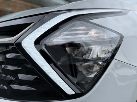 2026 Kia Sportage - thumbnail 7
