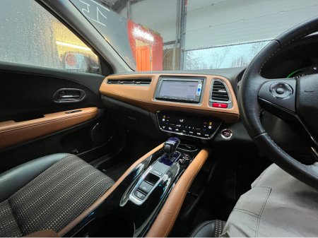 2015 Honda Vezel €15950! 2015 HONDA VEZEL HYBRID Z 1.5 AUTOMATIC / CRUISE CONTROL / REVERSE CAMERA / HEATED SEATS €15,950 thumbnail