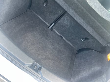 2019 Nissan Micra - thumbnail 13