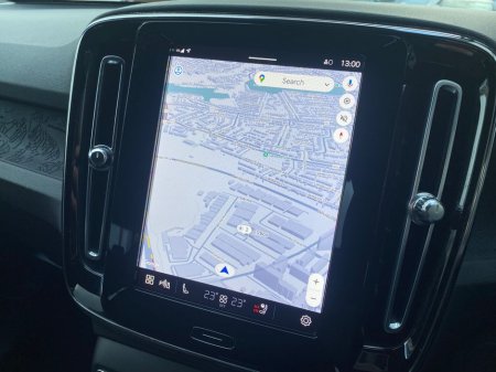 2023 Volvo XC40 Core Recharge Auto EV €31,900 thumbnail