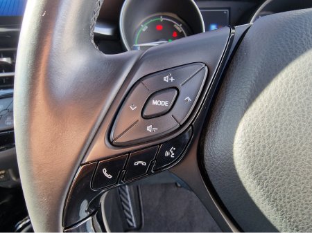 2018 Toyota C-HR - thumbnail 17