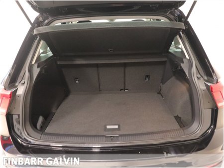 2020 Volkswagen Tiguan 1.5 TSI 150HP Comfortline DSG 7S €28,950 thumbnail