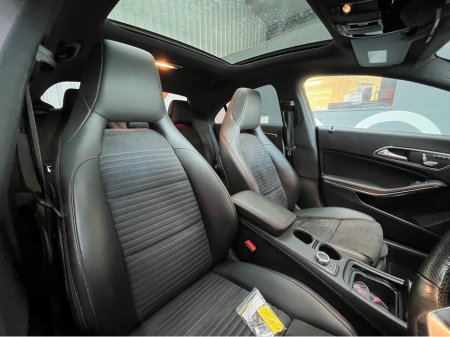 2019 Mercedes-Benz CLA Class - thumbnail 11