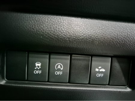 2022 Suzuki Swift - thumbnail 9