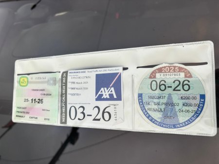 2016 Renault Captur INTENSE TCE 90    PETROL  LOW  MILEAGE €9,950 thumbnail