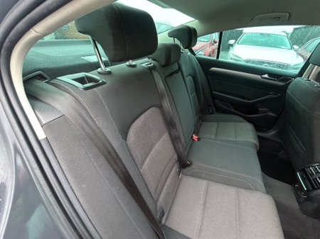 2016 Volkswagen Passat 2.0 TDI 150HP Comfortline €9,850 thumbnail