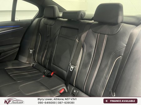 2022 BMW 5 Series - thumbnail 18