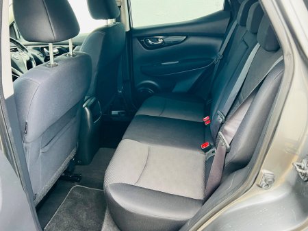 2014 Nissan Qashqai 1.5 DSL SV €5,750 thumbnail