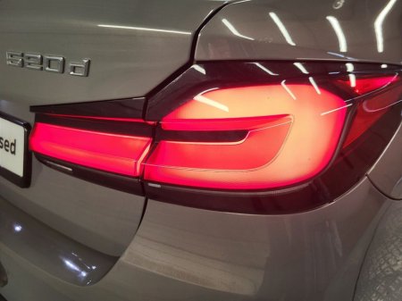 2022 BMW 5 Series - thumbnail 19