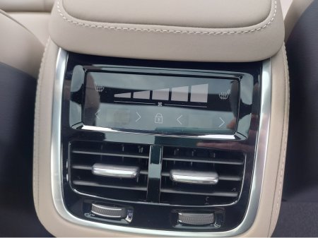 2026 Volvo XC90 T8 PHEV PLUS DARK AWD 5DR €99,950 thumbnail