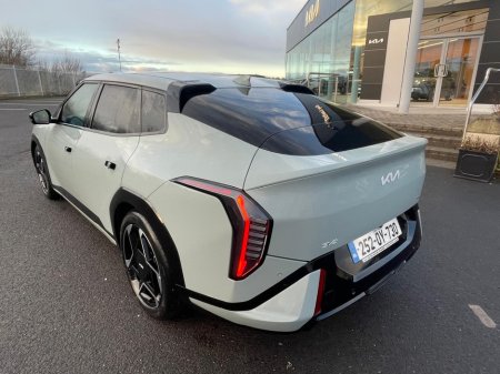 2025 Kia EV4 FASTBACK GT LINE LR 4DR (ONLY 40 MINS FROM DUBLIN) €48,500 thumbnail