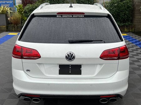 2017 Volkswagen Golf R VARIANT 4MOTION 2.0 TSI // APPLE CARPLAY/ANDROID AUTO // 18" CADIZ ALLOYS // LEATHER SPORT SEATS €26,900 thumbnail
