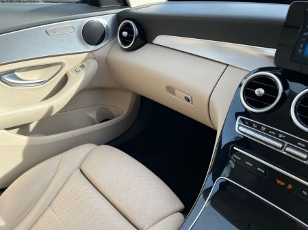 2020 Mercedes-Benz C Class - thumbnail 23