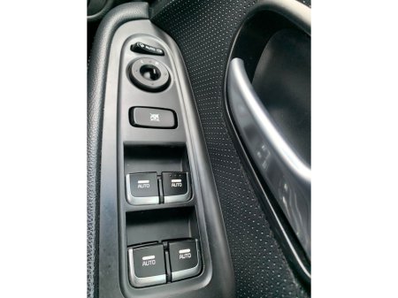 2017 Kia Carens OR RONDO PLATINUM PE 5DR €11,995 thumbnail