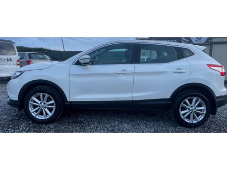 2015 Nissan Qashqai 1.5 DSL SV 4DR LOW KM €8,450 thumbnail