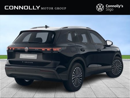 2026 Volkswagen Tiguan - thumbnail 2