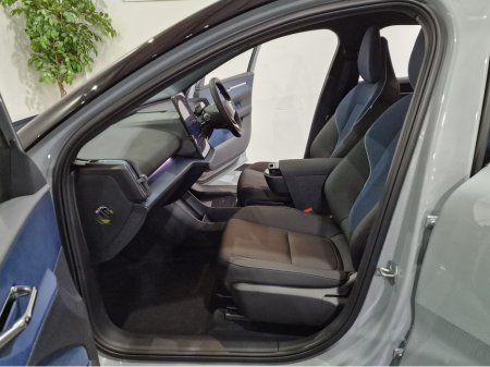 2024 Volvo EX30 - thumbnail 9