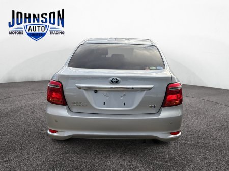 2018 Toyota Corolla - thumbnail 8