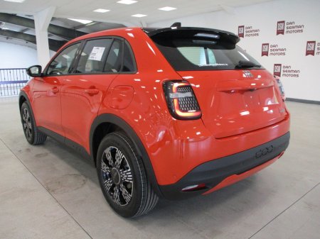 2026 Fiat 600 Dolce Vita 1.2 100hp Hybrid Auto eDCT 6 €30,995 thumbnail