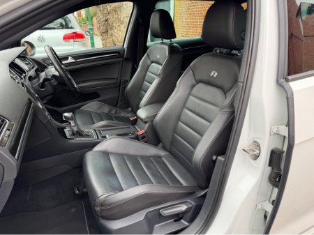 2016 Volkswagen Golf - thumbnail 10