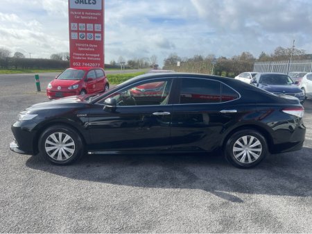 2018 Toyota Camry - thumbnail 4