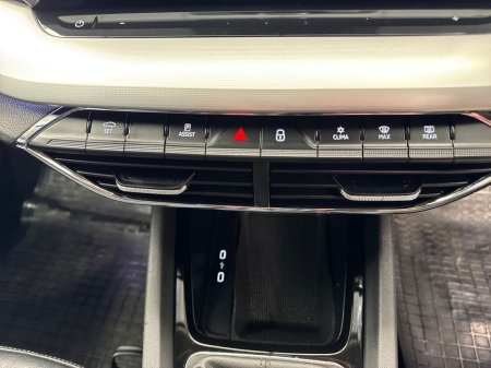 2023 Skoda Octavia - thumbnail 17