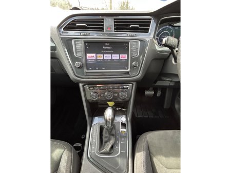 2017 Volkswagen Tiguan - thumbnail 17