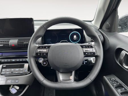 2025 Hyundai Inster ELEGANCE 49KWH 5DR AUTO €23,500 thumbnail